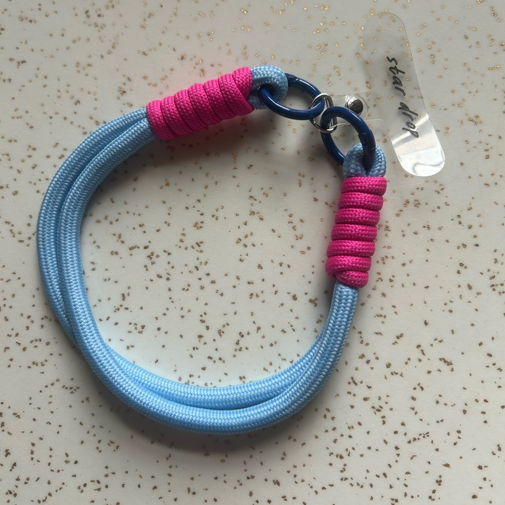 Paracord Phone Wristlet blue and pink